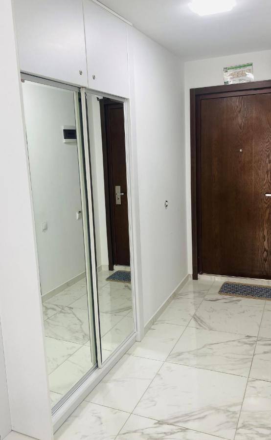 Sea View Studio Apartment In Orbi Residence Батуми Екстериор снимка