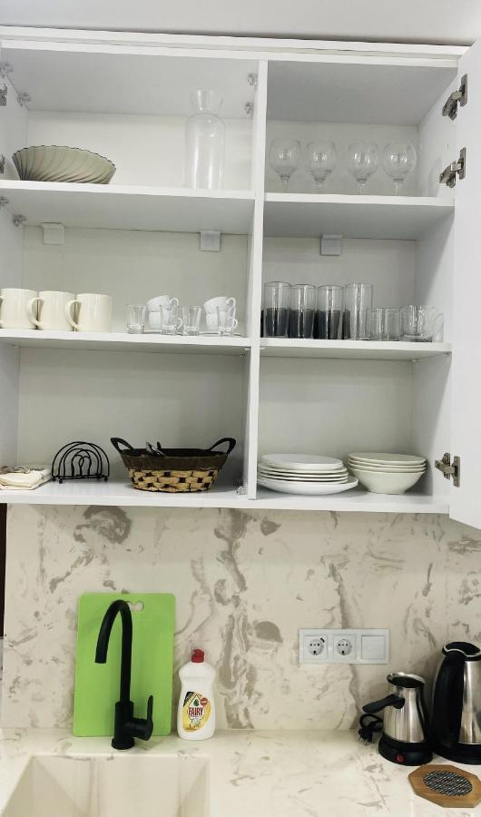 Sea View Studio Apartment In Orbi Residence Батуми Екстериор снимка