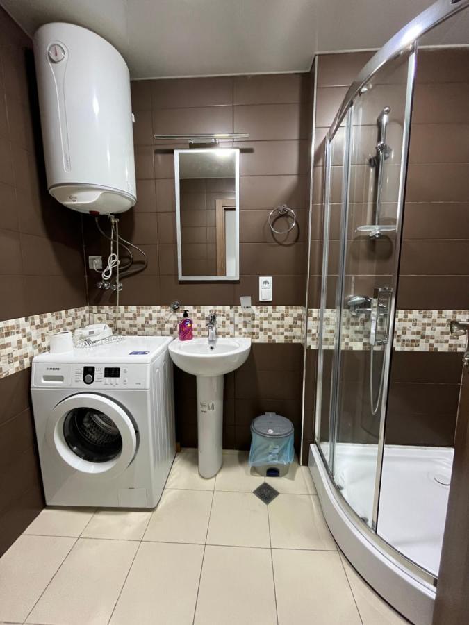 Sea View Studio Apartment In Orbi Residence Батуми Екстериор снимка